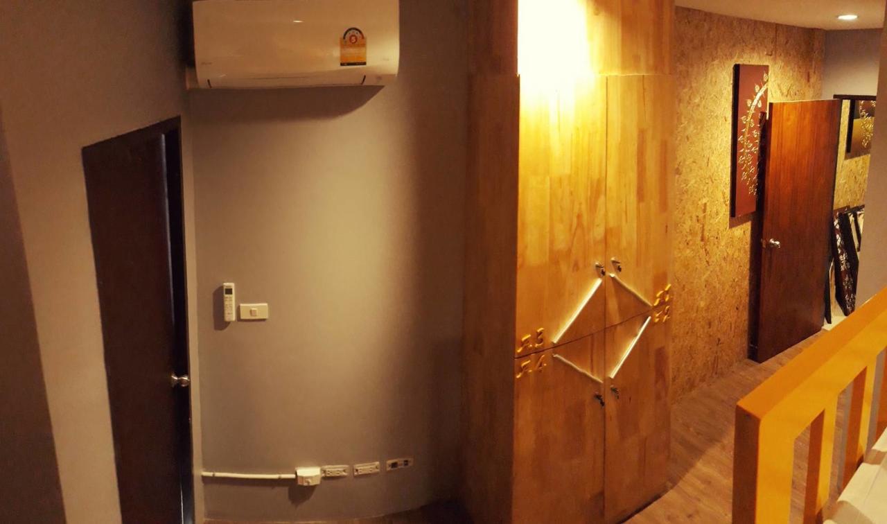 Frutta Hostel Patong Екстериор снимка